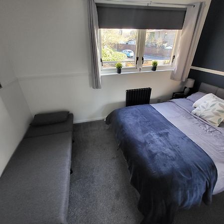 Stylish Home In Linlithgow With Free Parking מראה חיצוני תמונה
