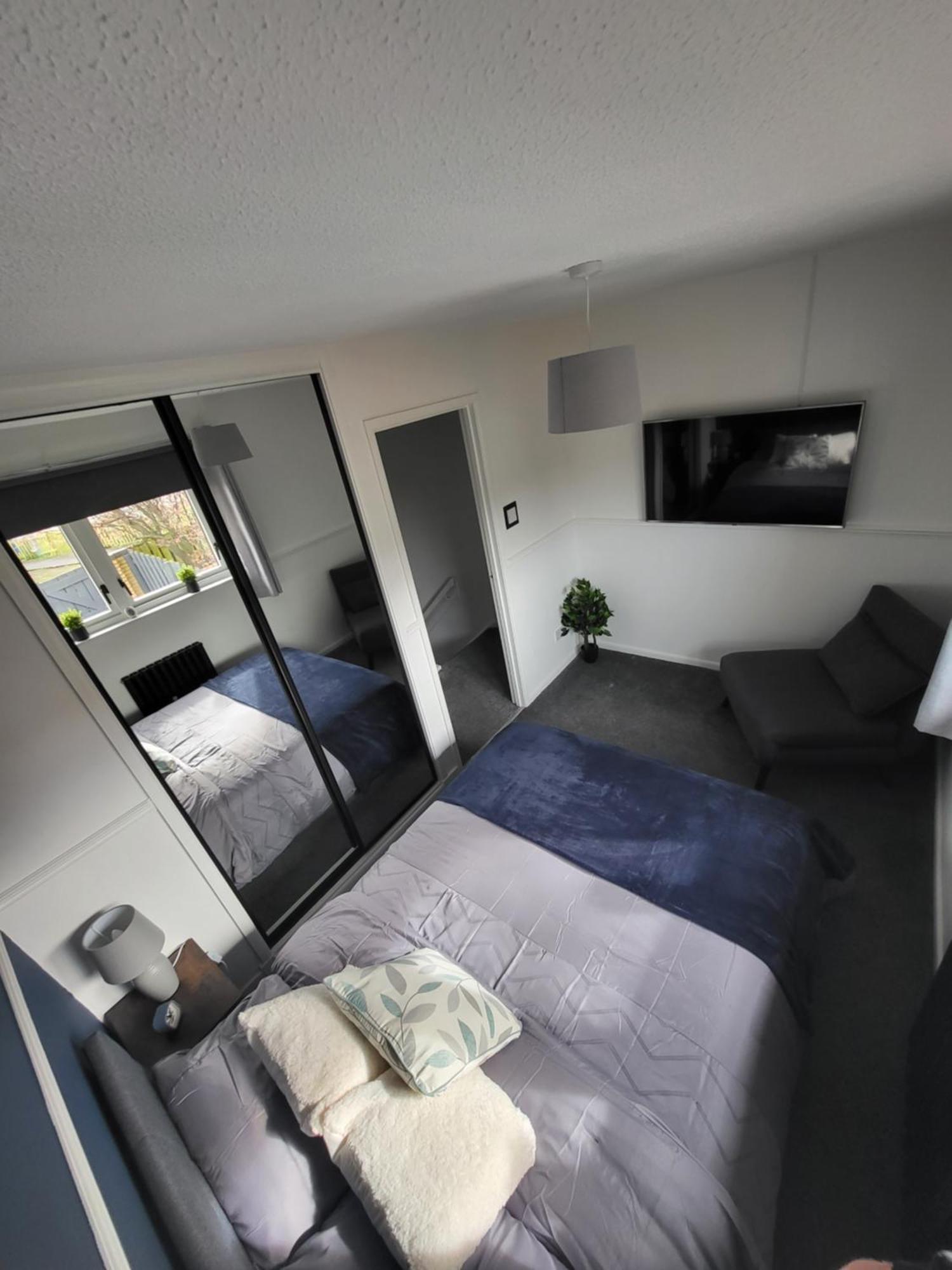 Stylish Home In Linlithgow With Free Parking מראה חיצוני תמונה