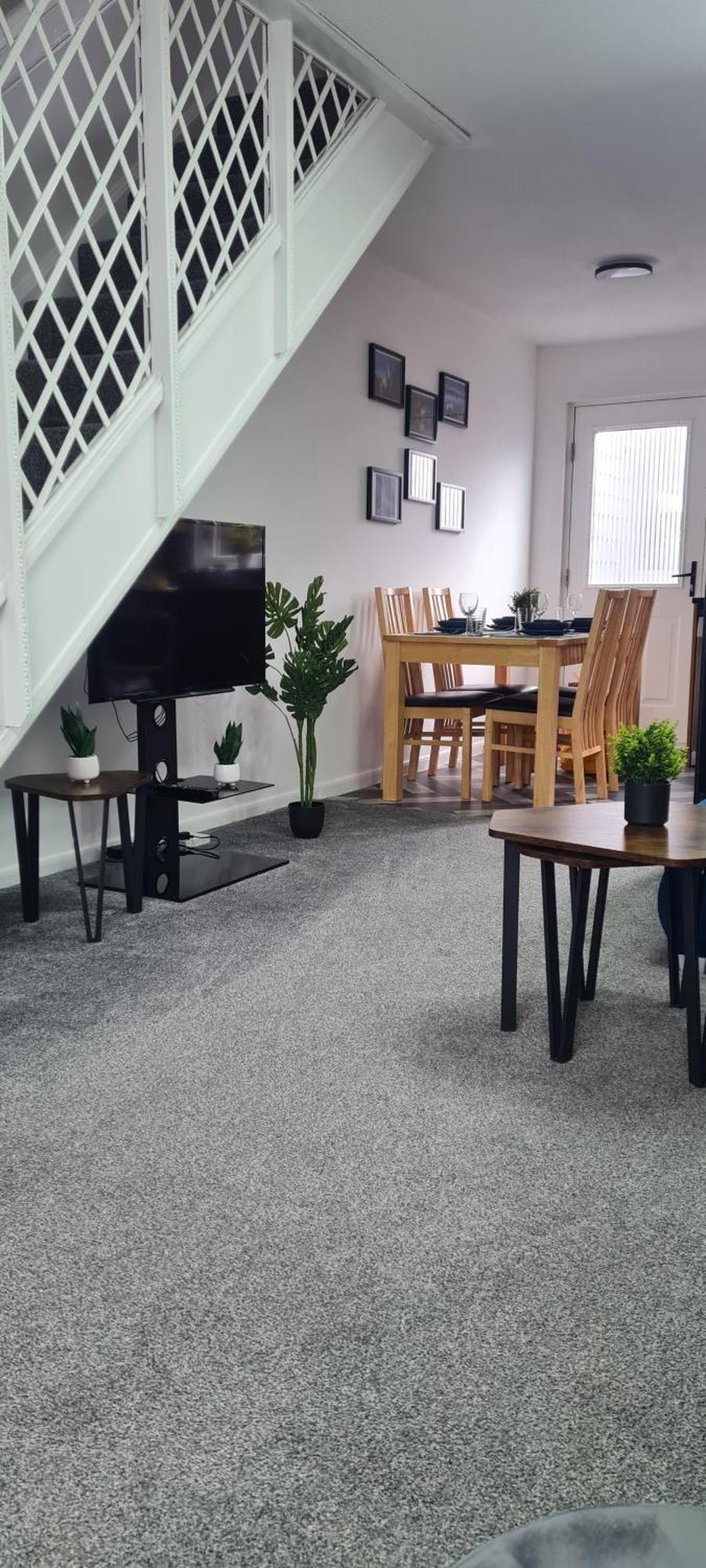 Stylish Home In Linlithgow With Free Parking מראה חיצוני תמונה